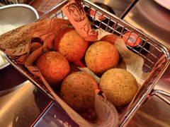 -BHC炸鸡(明洞总店)