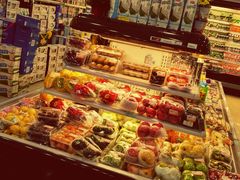 -联华超市(新闸路店)