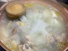 -朴小妹人参鸡汤火锅(长白山万达店)