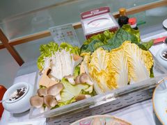 -红鼎豆捞·非遗鲍皇汤火锅(宝丰路店)