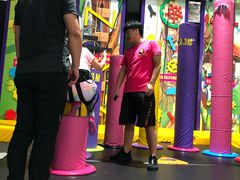 -嘿哟动霸CHUA·新潮玩运动娱乐中心·蹦床滑冰团建乐园