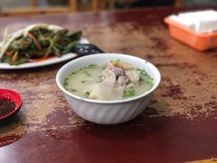 老妈蹄花-雷祖芳老妈蹄花店