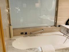 -上海中航虹桥机场泊悦酒店