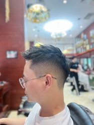 -尼特斯男士发型馆
