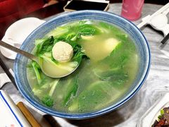 生态小白菜豆腐丸子汤-蔼若春.传承云南菜(金碧公园店)