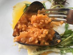 -ROAST coffee & eatery