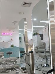 -米娜护肤造型