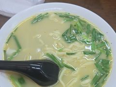 -三百碗宝应长鱼面(板仓街店)