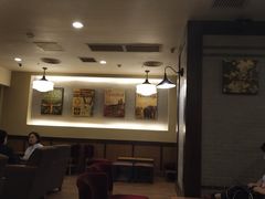 大堂-星巴克(广州新粤新店)