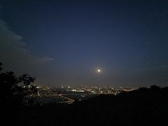 -鬼笑石后山停车场