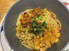 豌杂小面-觅香串串香·麻辣烫·冒菜(欧美广场店)