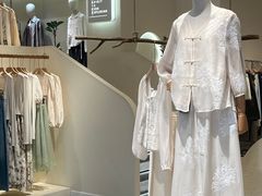 -王府井奥莱临潼小镇(临潼店)