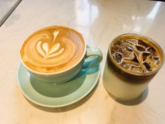 香草拿铁-Fridi Patisserie Cafe