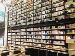 -钟书阁(群光广场店)