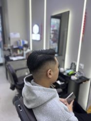 -尤司男士国潮理发馆
