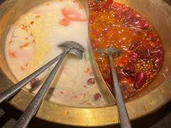 经典清汤鸳鸯锅-锅说大脸毛肚重庆老火锅(佐阾店)
