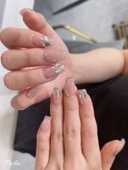 -爱纶美·美甲美睫半永久