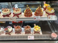 -花花卷卷·鲜食蛋糕(静安久光百货店)