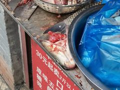 -梅记大块头爆鱼店(乍浦路店)