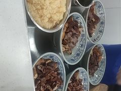 卤煮火烧-门框胡同百年卤煮(新街口店)