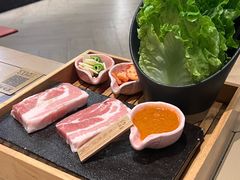 -黑牛の店·和牛烧肉(欢乐港湾店)