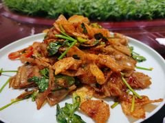 土豆片炒栲栳栳-上庄晋风庄园(上庄店)