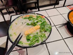 -肥汁米蘭香港米线(长宁来福士店)