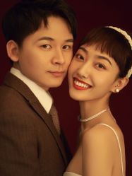 -易摄影婚纱摄影工作室