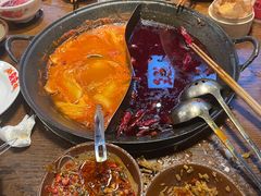 -萍姐火锅·公路夜市(武汉首店)