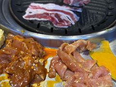 -哈哈碳都·牛肋条无限自助烤肉(台江万达店)