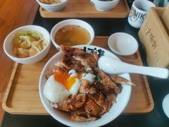 -熊吞·大碗丼烧肉饭(西市场嘉华店)