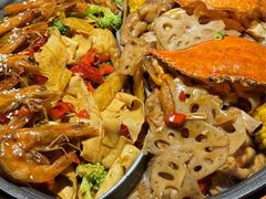 -多嘴超级肉蟹煲(中东店)