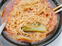 -曹宝林砂锅麻辣烫(星光路店)
