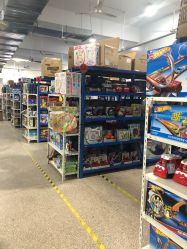-逝水玩具折扣店
