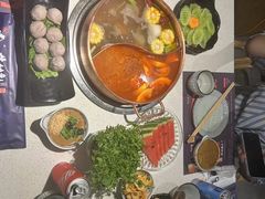 -牛村来人潮汕牛肉火锅(西单店)