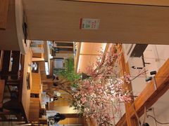 -蜜桃餐厅·伴山(湖滨商业街店)