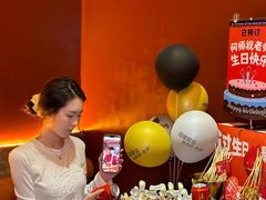 -何师烧烤Pro ·小龙虾·江湖川菜·精酿啤酒(太古里店)