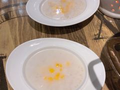 -香山湖家家宴(中山陵店)