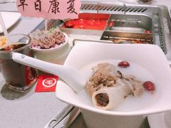 -海底捞火锅(杭州萧山宝龙广场店)