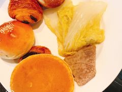-圣丰索菲特·2 On 988 Café 自助餐厅