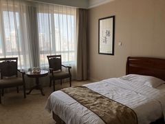 -大连长城大饭店(西安路地铁站店)