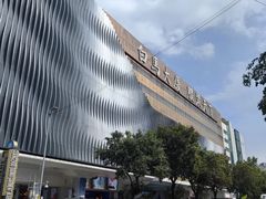 -广州白马服装市场