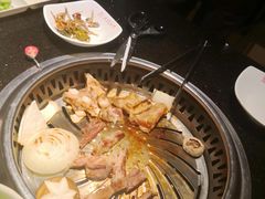 -木槿花韩式炭烤·熟成肉工坊(孙文东路店)
