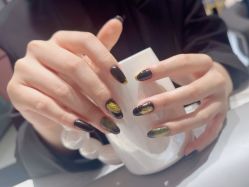 -丽心自助美甲美睫