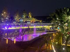 -茅草房·河畔园林火锅