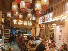 -旧街市鲜货老火锅(大光路店)