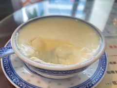 -广信牛奶甜品世家(台东店)