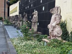 -上海来福士广场