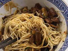 -沪西老弄堂面馆(定西路店)