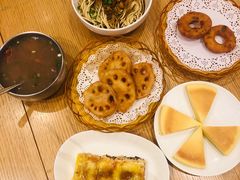 武汉热干面-文叔·湖北名小吃·小龙虾(华强北店)